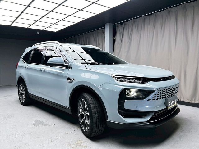 LUXGEN納智捷 URX  第3張相片