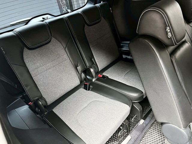 LUXGEN納智捷 URX  第15張相片