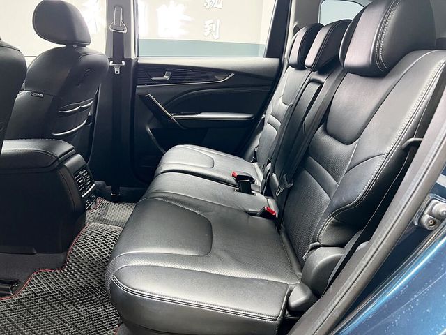 LUXGEN納智捷 URX  第13張相片