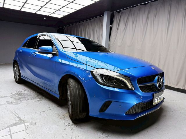 M-BENZ賓士 A180  第3張相片
