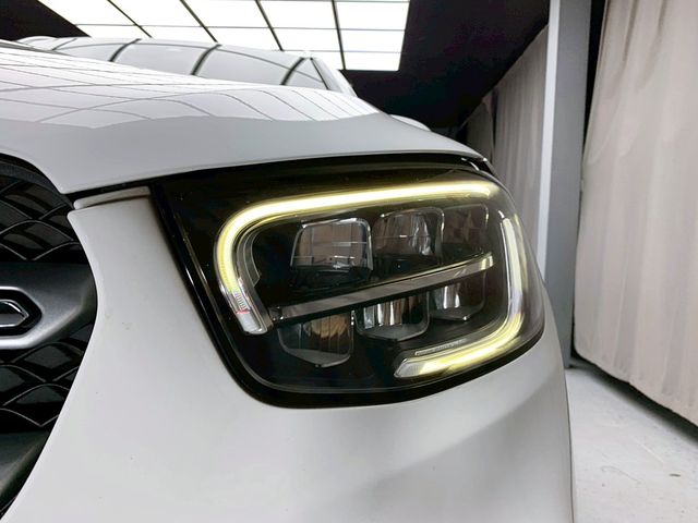 M-BENZ賓士 GLC200  第7張相片