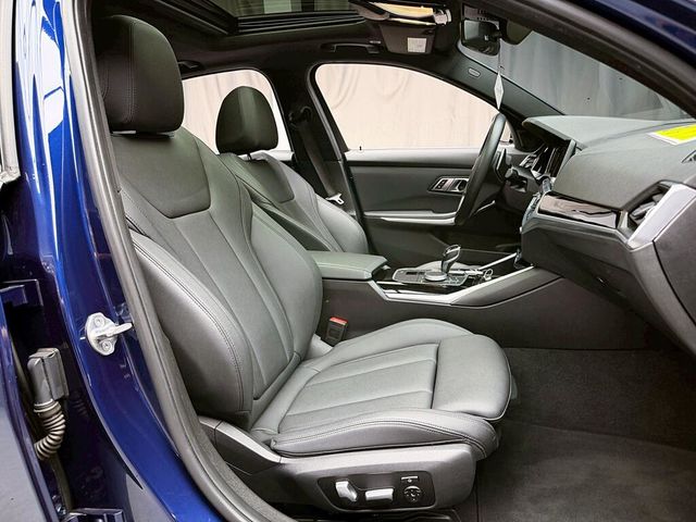 BMW寶馬 330I  第12張相片