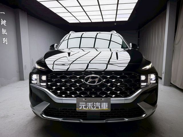HYUNDAI現代 SANTA FE  第2張相片