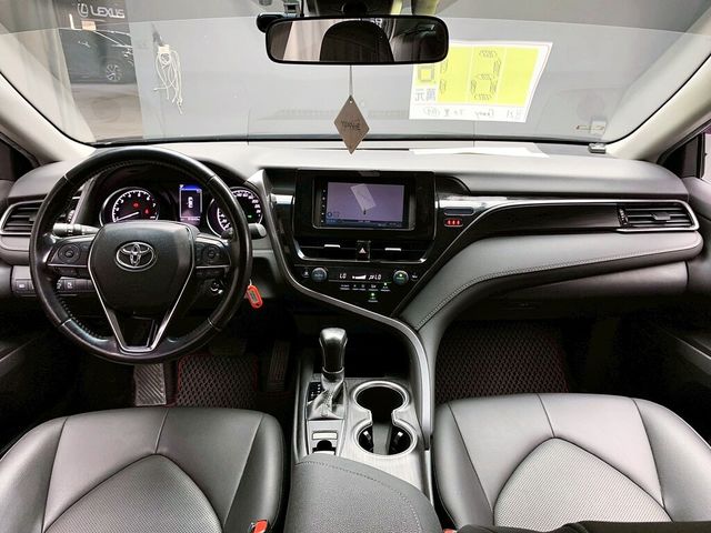 TOYOTA豐田 CAMRY  第9張相片