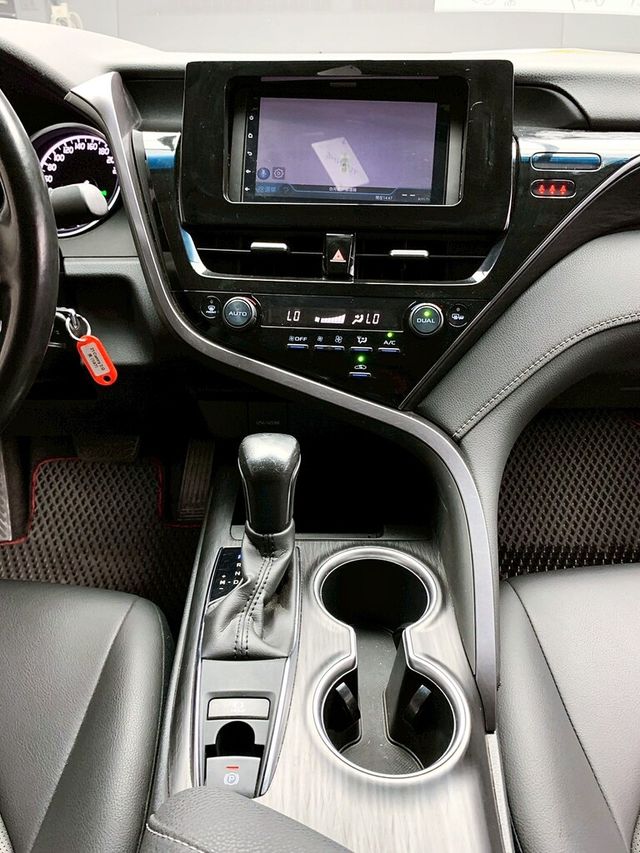 TOYOTA豐田 CAMRY  第16張相片