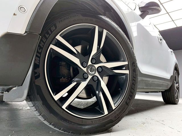 VOLVO富豪 XC40  第8張相片