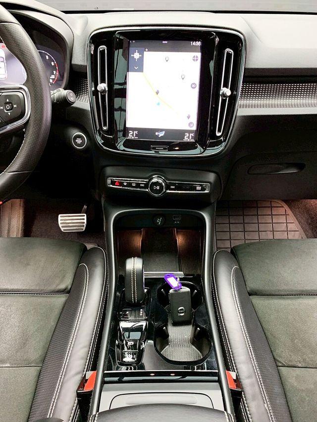 VOLVO富豪 XC40  第16張相片