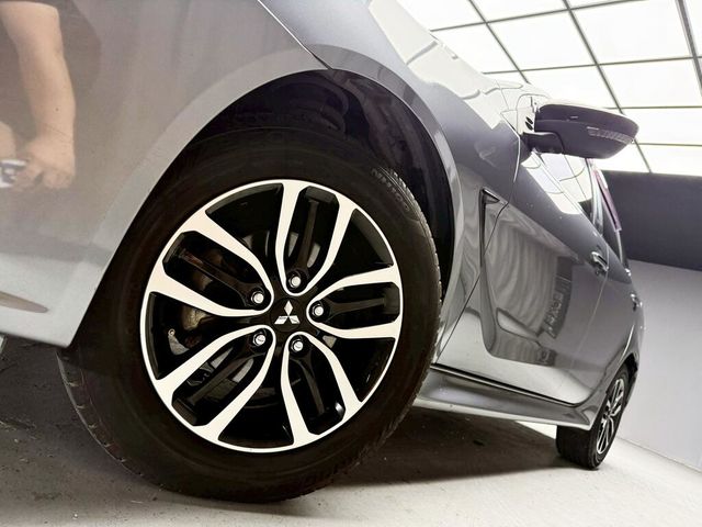 MITSUBISHI三菱 GRAND LANCER  第8張相片