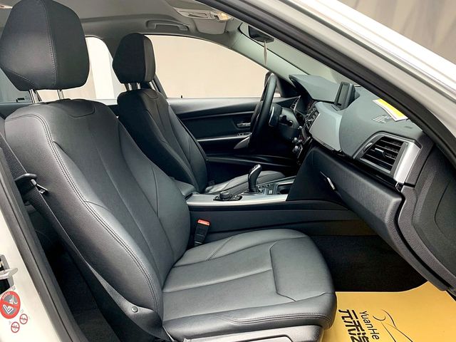 BMW寶馬 320  第12張相片