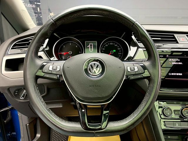 VOLKSWAGEN福斯 TOURAN  第16張相片