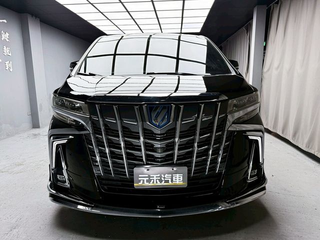 TOYOTA豐田 ALPHARD  第2張相片