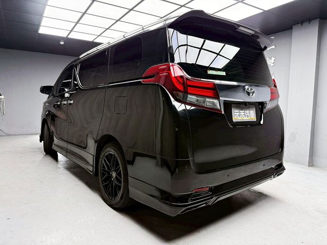 TOYOTA豐田 ALPHARD  第4張相片