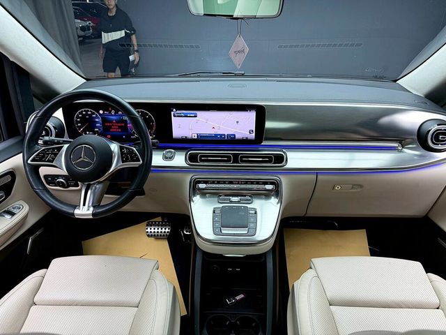 M-BENZ賓士 V250 D  第9張相片