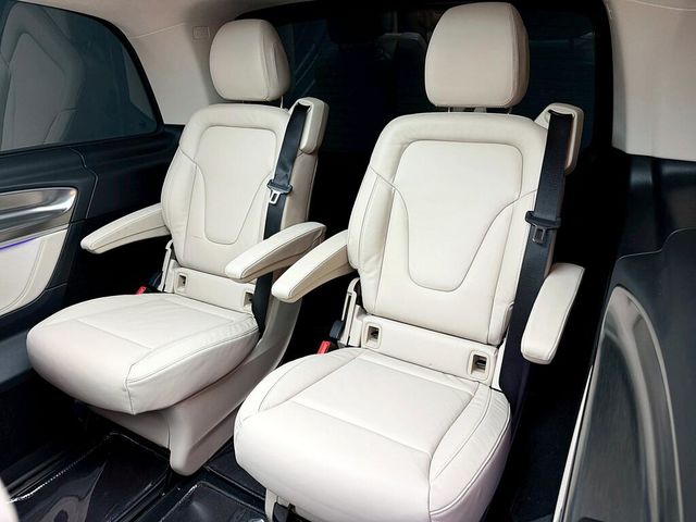 M-BENZ賓士 V250 D  第15張相片
