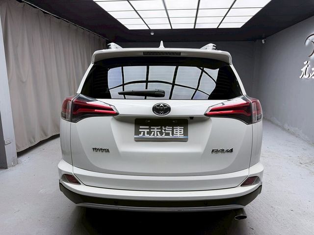 TOYOTA豐田 RAV4  第5張相片
