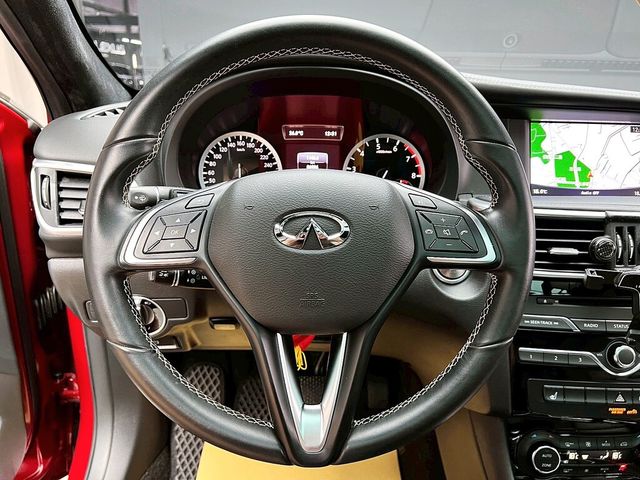 INFINITI無限 Q30  第15張相片