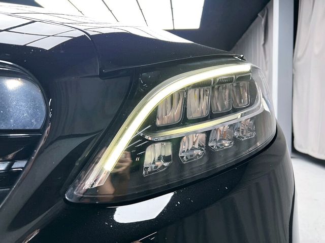 M-BENZ賓士 C200  第7張相片