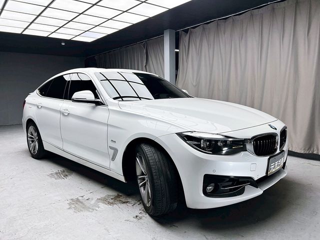 BMW寶馬 320 GT  第3張相片