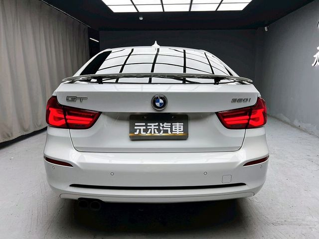 BMW寶馬 320 GT  第5張相片
