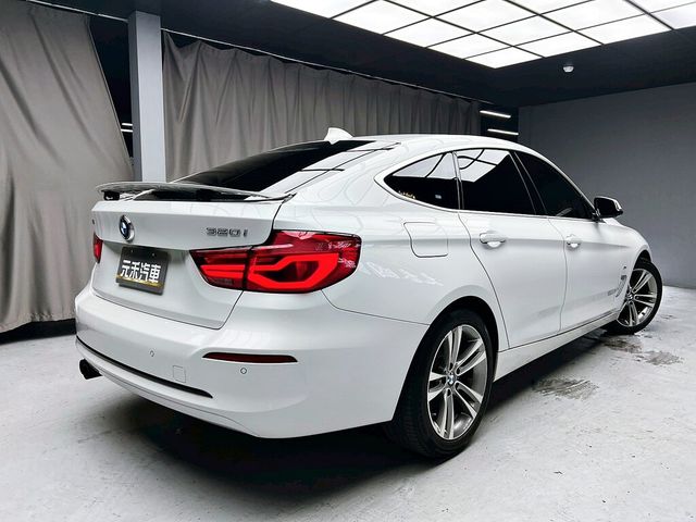 BMW寶馬 320 GT  第6張相片