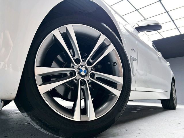 BMW寶馬 320 GT  第8張相片