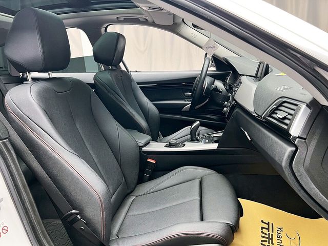 BMW寶馬 320 GT  第12張相片