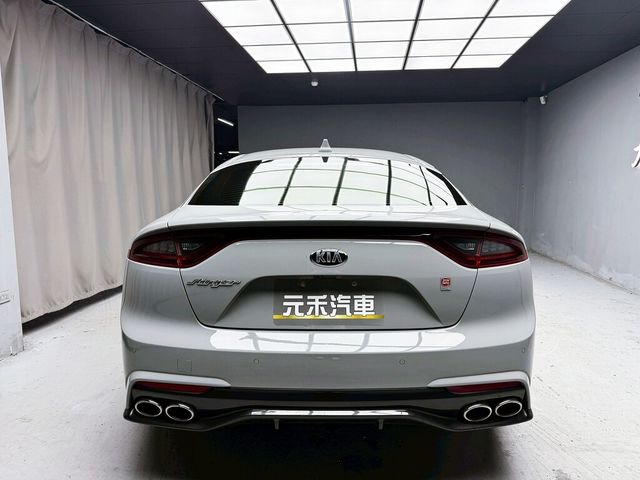 KIA起亞 STINGER  第5張相片