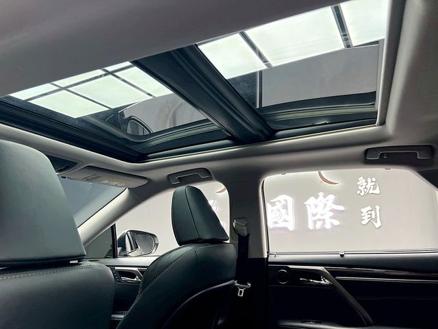 LEXUS凌志 RX300  第9張相片