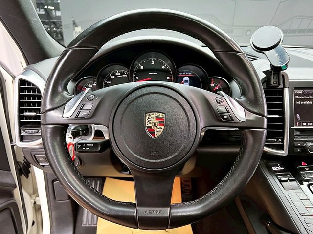PORSCHE保時捷 CAYENNE  第15張相片