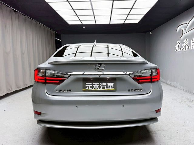 LEXUS凌志 ES200  第5張相片