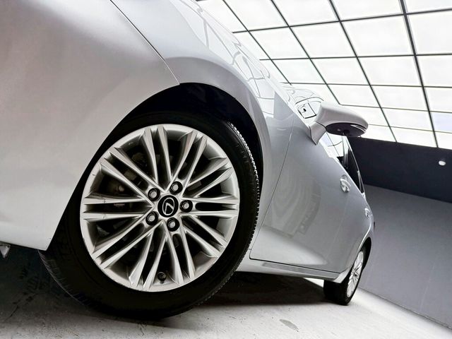 LEXUS凌志 ES200  第8張相片