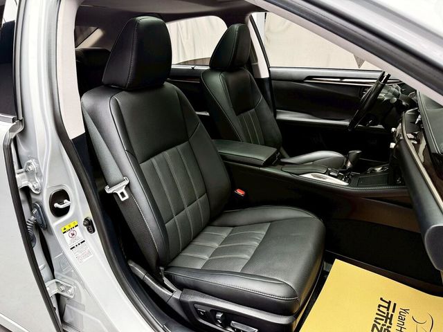 LEXUS凌志 ES200  第12張相片
