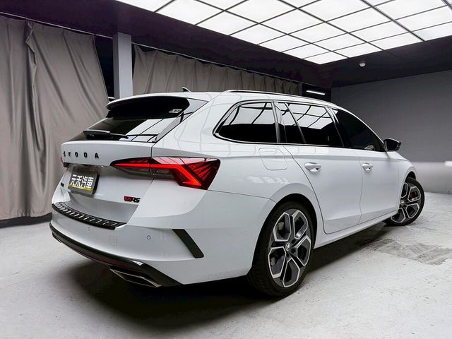 SKODA司科達 OCTAVIA COMBI  第6張相片
