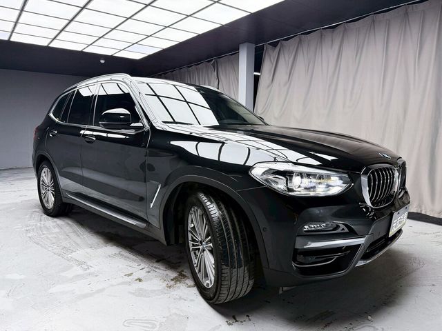 BMW寶馬 X3  第3張相片