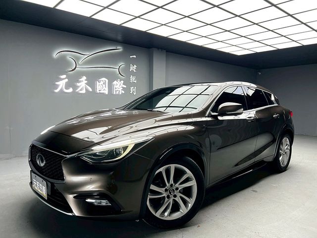 INFINITI無限 Q30  第1張相片