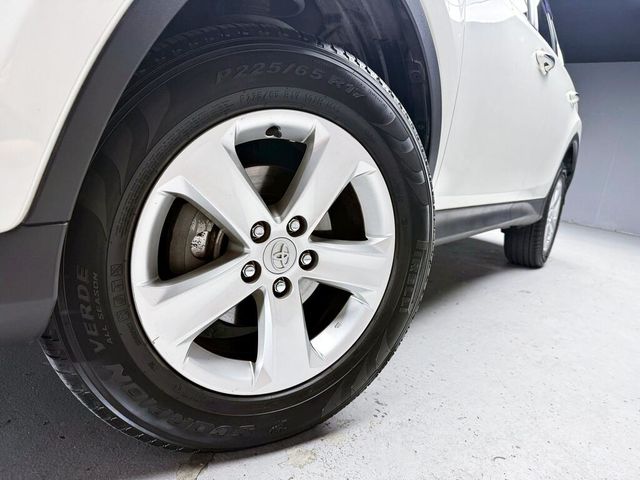 TOYOTA豐田 RAV4  第8張相片