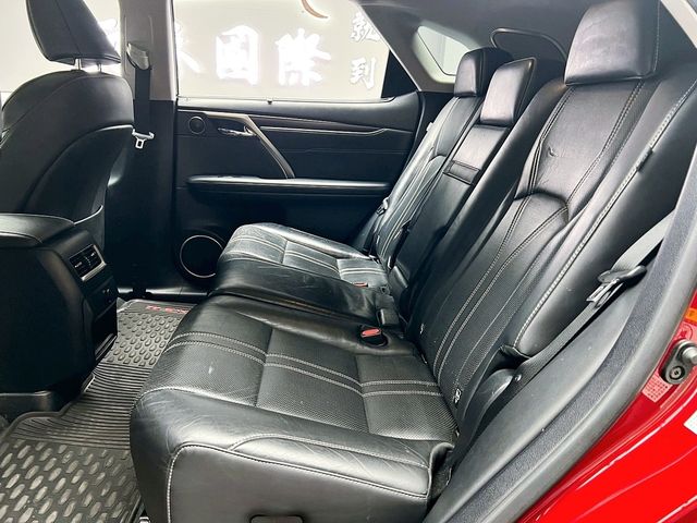 LEXUS凌志 RX450H  第13張相片