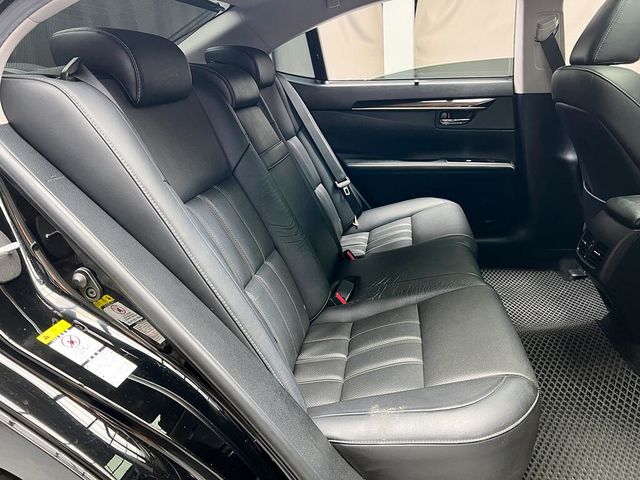 LEXUS凌志 ES200  第14張相片