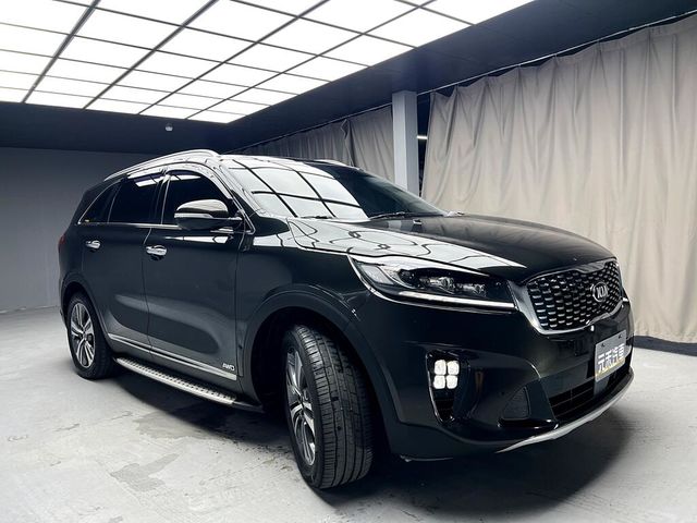 KIA起亞 SORENTO  第3張相片