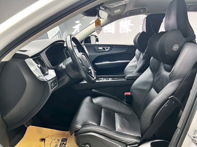 VOLVO富豪 XC60  第11張相片