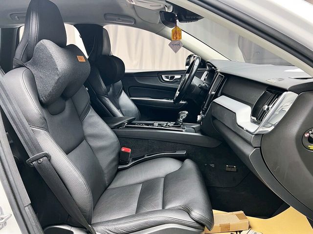 VOLVO富豪 XC60  第12張相片