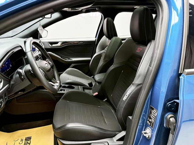 FORD福特 FOCUS ST WAGON  第11張相片