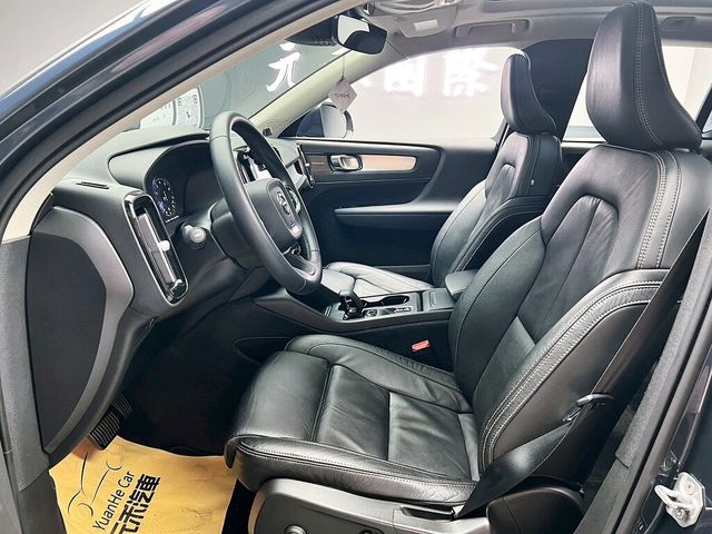 VOLVO富豪 XC40  第11張相片