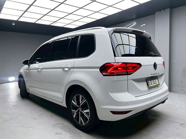 VOLKSWAGEN福斯 TOURAN  第4張相片