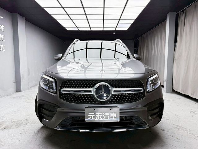 M-BENZ賓士 GLB200  第2張相片