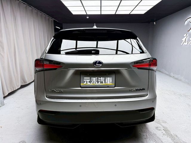LEXUS凌志 NX300H  第5張相片
