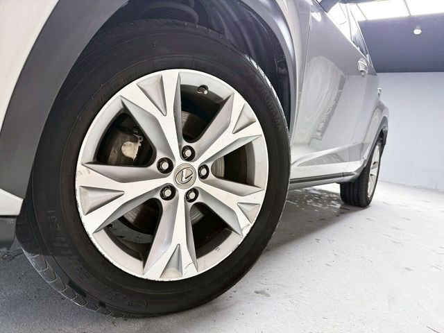 LEXUS凌志 NX300H  第8張相片