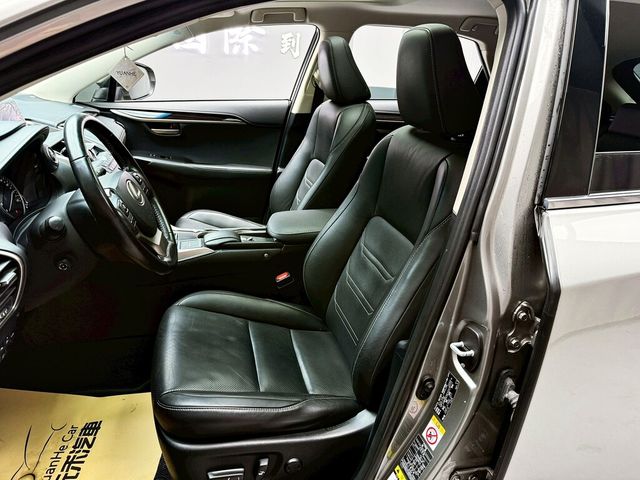 LEXUS凌志 NX300H  第11張相片