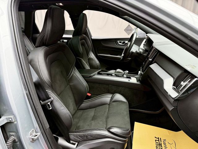 VOLVO富豪 XC60  第12張相片