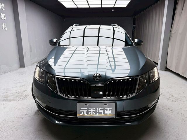 SKODA司科達 OCTAVIA COMBI  第2張相片